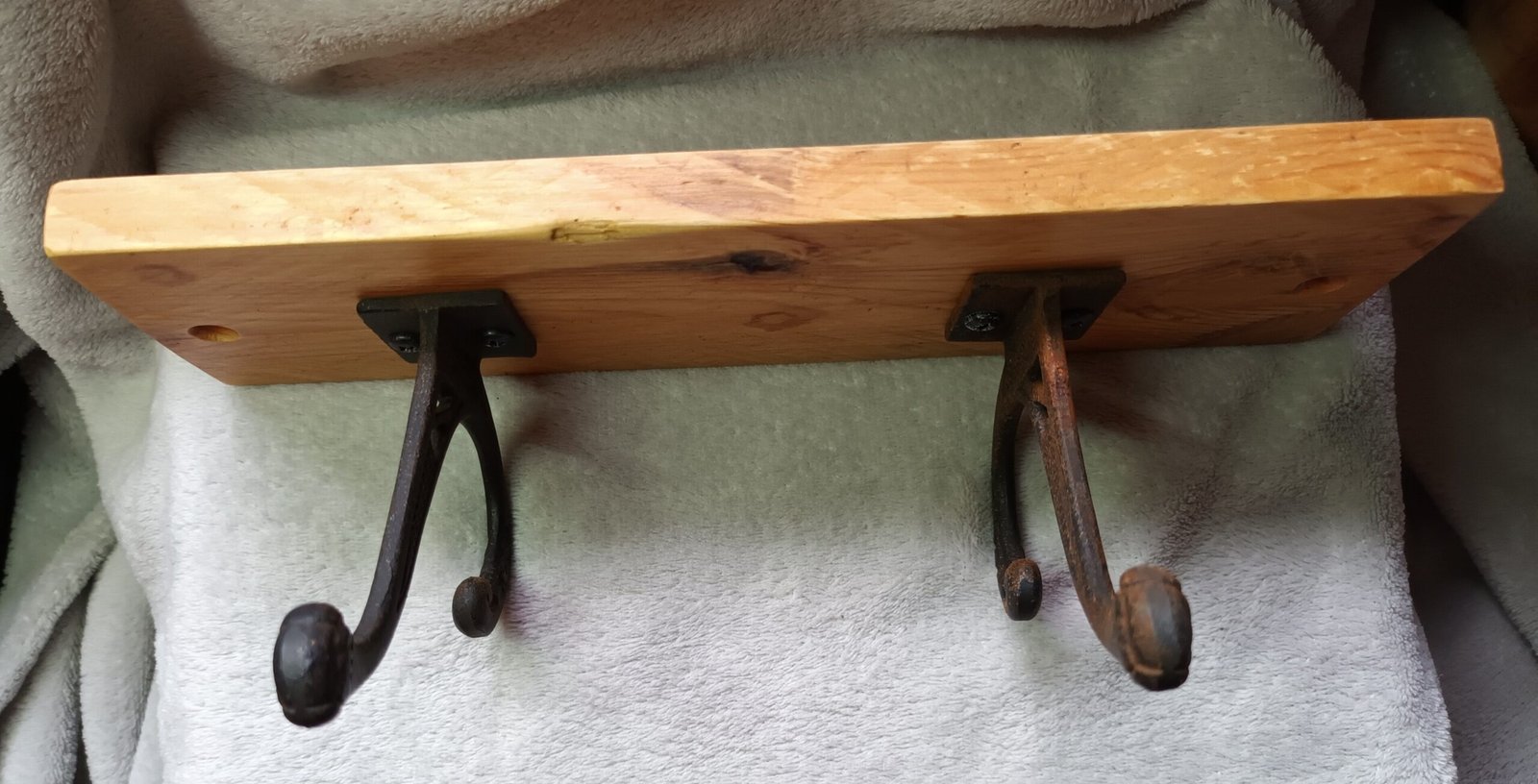 Palletcraft 2 Hook Coat Rack 2 Palletcraft Coat 2 Hook Rack - Image 3
